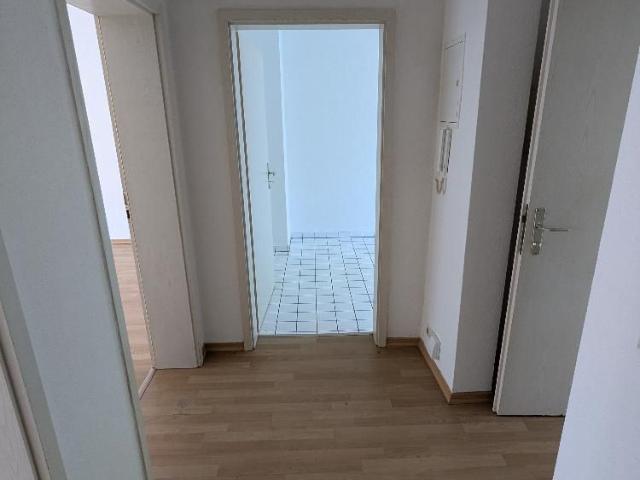 Großzügige 2 Raum Wohnung mit sep. Küchenraum