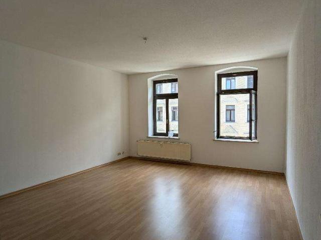 Großzügige 2 Raum Wohnung mit sep. Küchenraum
