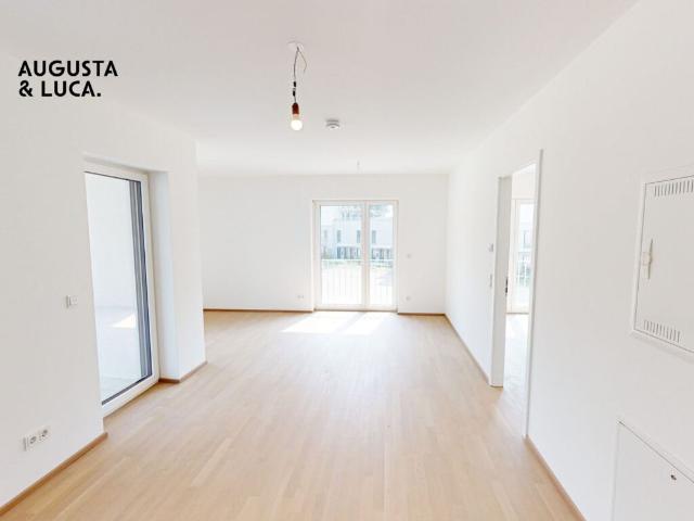 Großzügige 2 Zimmer Wohnung mit Terrasse und EBK