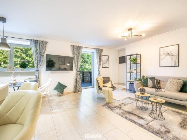 Großzügige 2 Zimmer Wohnung mit außergewöhnlicher Terrasse in Neumarkt am Wallersee