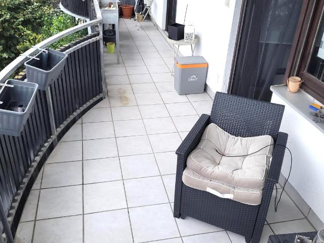 Großzügige 2 Zimmer Wohnung mit Balkon in guter Wohnlage von Leonberg Eltingen