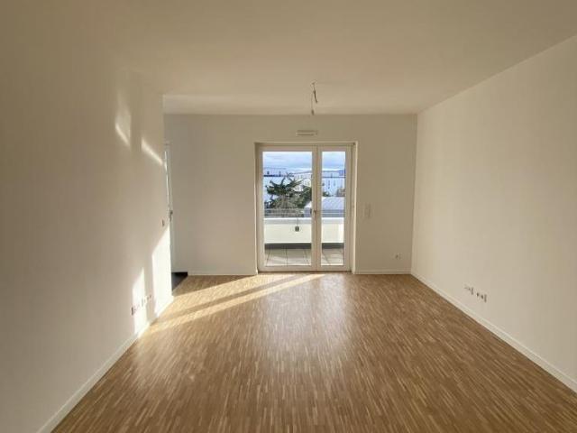 Großzügige 2 Zimmer Wohnung mit Balkon in der Lincoln Siedlung