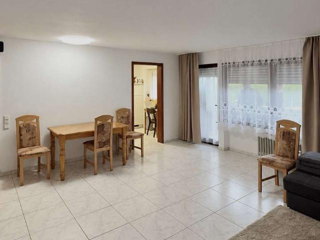 Großzügige 2 Zimmer Wohnung mit Balkon und Einbauküche in Bad Krozingen