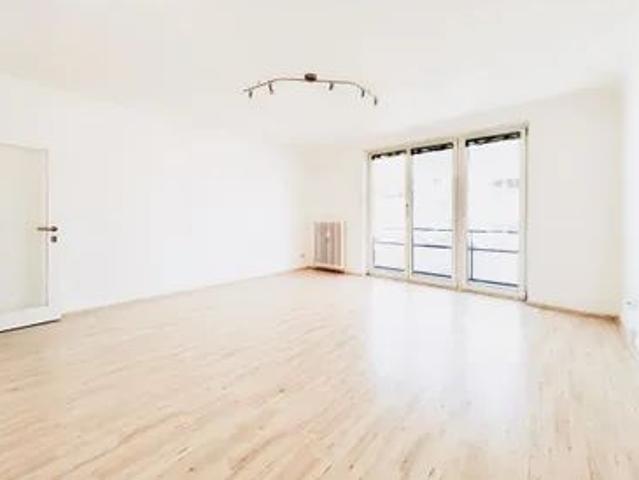 Helle Wohnräume und extra große Loggia 2 Zimmer Wohnung im 20. Bezirk