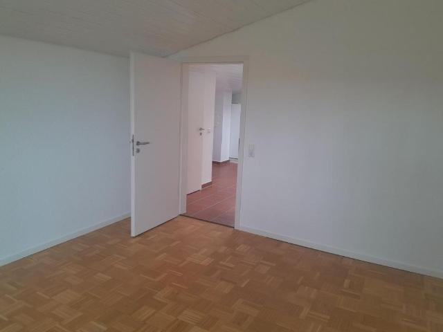 Großzügige 2 Zimmer Wohnung im Dachgeschoss, Miete, St. Johann