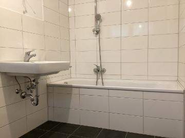 Großzügige 2 Zimmer Wohnung im Erdgeschoss mit Balkon