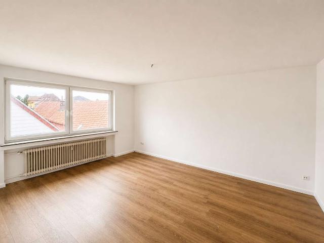 Großzügige 2 Zimmer Wohnung in Bremerhaven zu vermieten!