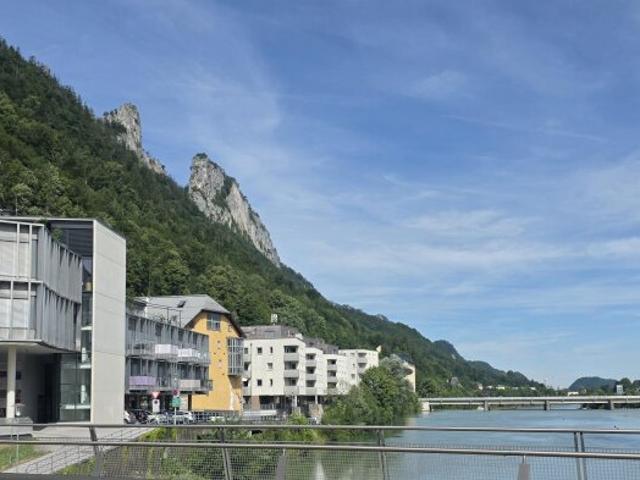 Großzügige 2 Zimmer Wohnung in Hallein