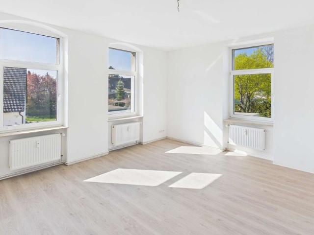 Großzügige 2 Zimmer Wohnung