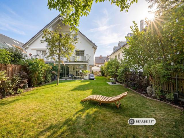 Großzügige 2 Zimmer Gartenwohnung in moderner Stadtvilla