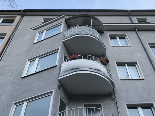 großzügige 2 Zimmerwohnung mit Raum für Kreativität!
