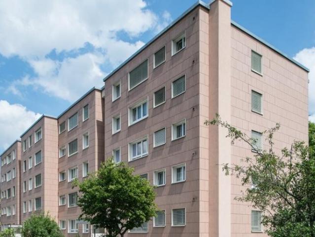 Grosszügige 2 Zimmerwohnung nahe Tägipark