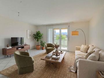 GROSSZÜGIGE 2.5 ZIMMER EIGENTUMSWOHNUNG MIT TOLLEM BALKON