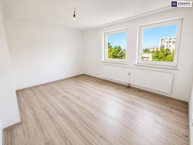Großzügige 3 bis 4 Zimmer Wohnung mit Kamin, sonniger Loggia und Stellplatz