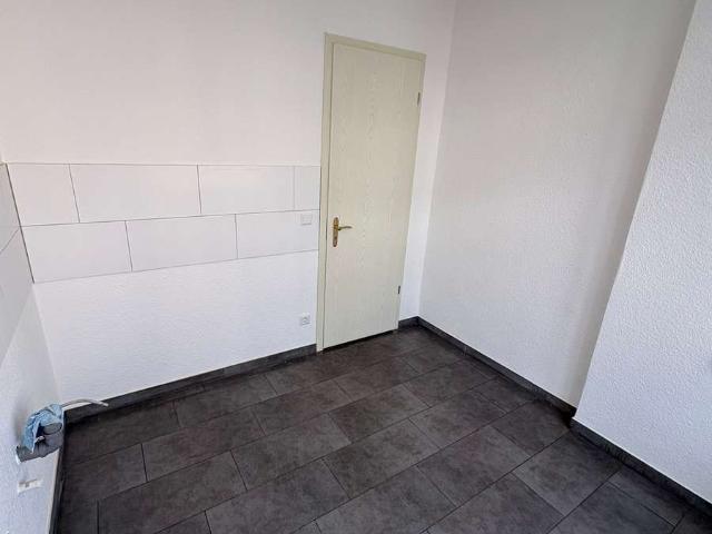 Großzügige 3 Raumwohnung mit Balkon auf dem Kaßberg!