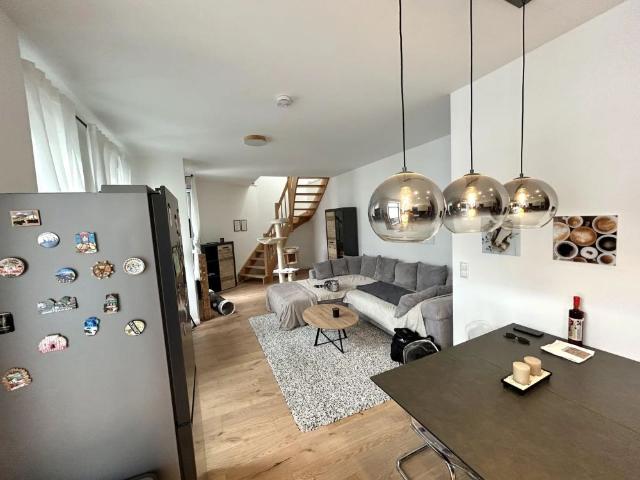 Großzügige 3 Raum Maisonette mit zwei Bädern und hochwertiger Ausstattung