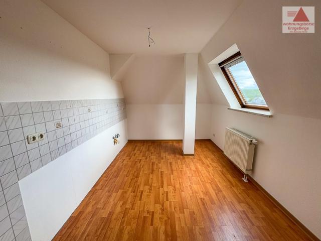 Großzügige 3 Raum Wohnung in Grünhain zu vermieten