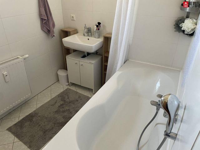 Großzügige 3 Raum Wohnung mit 78,37 m² und Balkon in Attnang Puchheim – attraktive Wohnlage mit guter Infrastruktur, Einkaufsmöglichkeiten und sehr guter Verkehrsanbindung, ab 01.11.2026 zu vermieten!