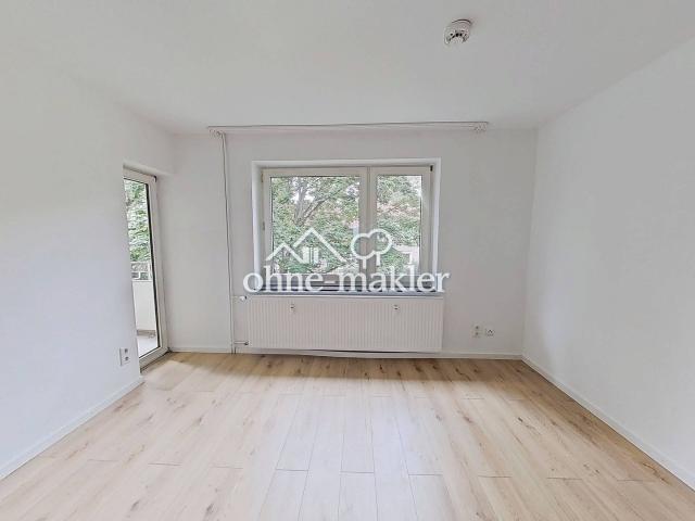 Großzügige 3 Zi. Whg. mit BALKON in ruhiger Wohnlage