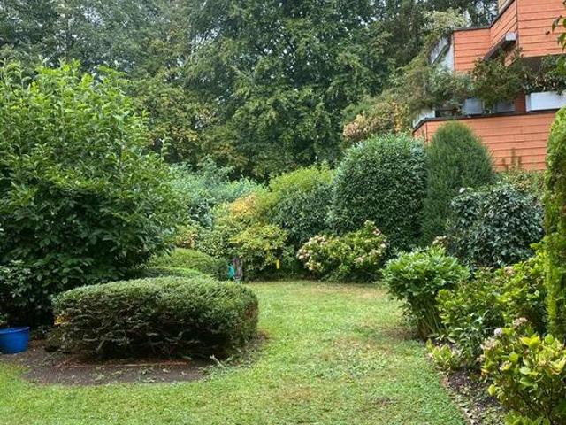 Großzügige 3 Zimmer 106 m2 Gartenwohnung wohnen im Grünen