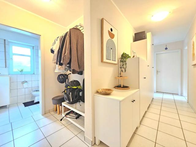 Großzügige 3 Zimmer Wohnung mit 2 Bädern in ruhiger Lage