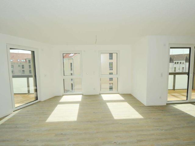 Großzügige 3 Zimmer Wohnung mit zwei Balkonen im beliebten Kirchsteigfeld