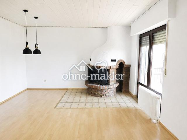 großzügige 3 Zimmer Wohnung mit Balkon