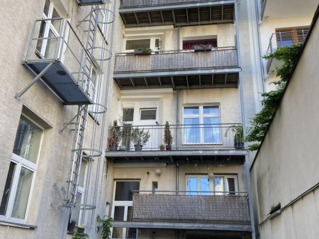 Großzügige 3 Zimmer Wohnung mit Balkon