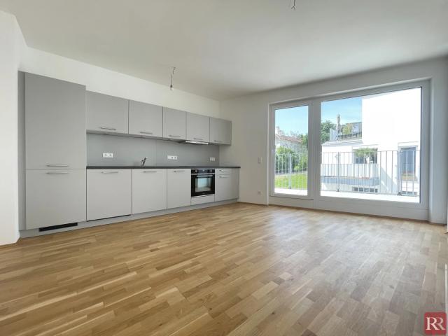 Großzügige 3 Zimmer Wohnung mit Balkon