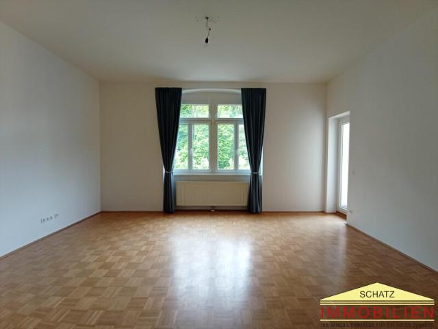 Großzügige 3 Zimmer Wohnung mit Balkon, Lift und Parkplatz – 76,56 m² Wohnfläche