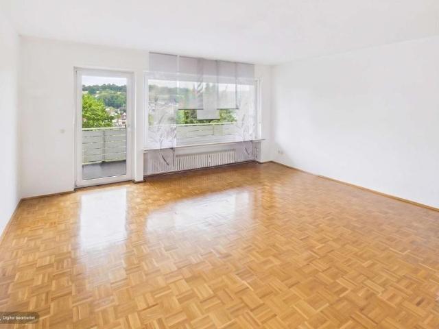 Großzügige 3 Zimmer Wohnung mit Balkon und Einbauküche in Bad Hersfeld