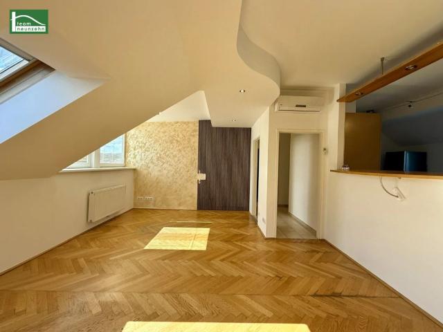 Großzügige 3 Zimmer Wohnung mit ca. 90 m² inkl. Terrasse, Einbauküche und Klimaanlage!