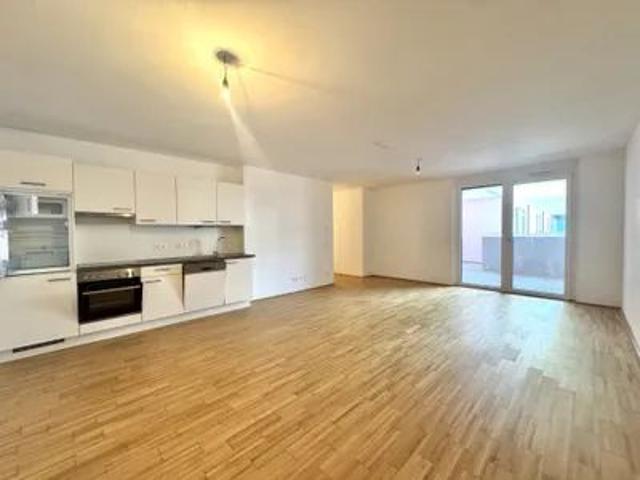 Großzügige 3 Zimmer Wohnung an der Dresdner Straße Hofruhelage