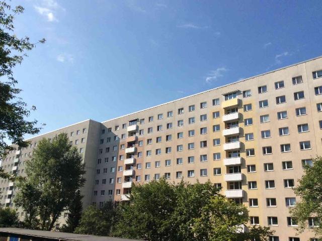Großzügige 3 Zimmer Wohnung frisch renoviert mit tollem Ausblick!