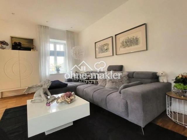 Großzügige 3 Zimmer Wohnung, hochwertige Ausstattung und Einbauküche, Innenstadt, Südbalkon