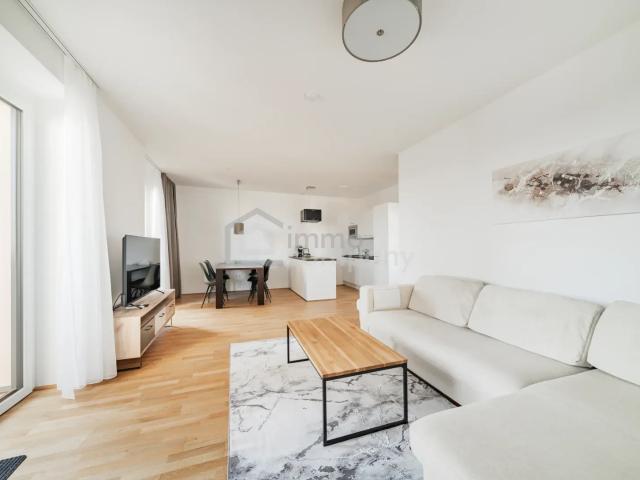 Großzügige 3 Zimmer Wohnung im 18. Stock mit Südbalkon – voll möbliert, all inclusive | 1030 Wien