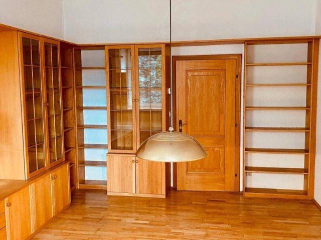 Großzügige 3 Zimmer Wohnung in Linz, gepflegt, mit Einbauküche, Lift!