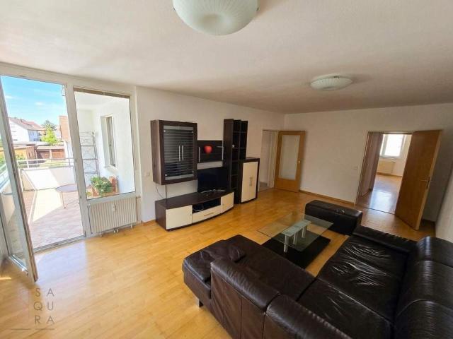 Großzügige 3 Zimmer Wohnung in ruhiger Lage nahe der Raxstraße