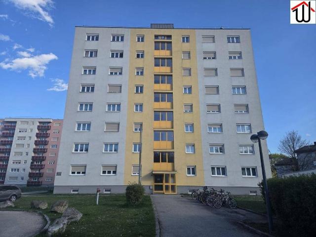 Großzügige 3 Zimmer Wohnung in St. Pölten nahe Traisenpark