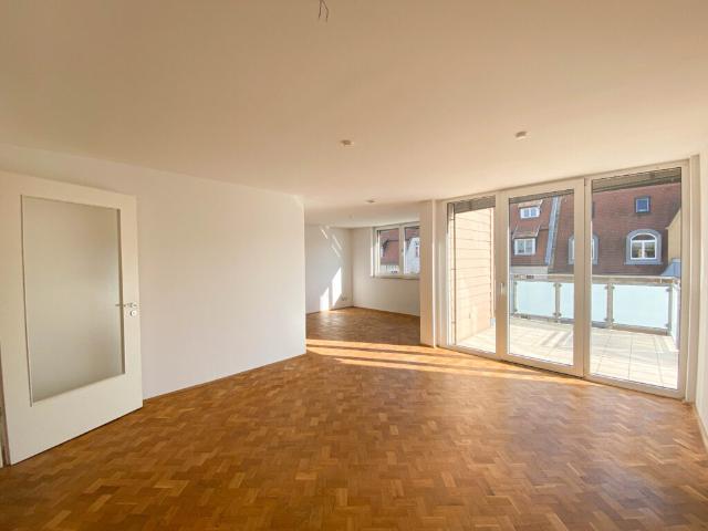 Großzügige 3 Zimmer Wohnung in top Lage