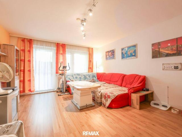Großzügige 3 Zimmer Wohnung inkl. Tiefgarage und Loggia!