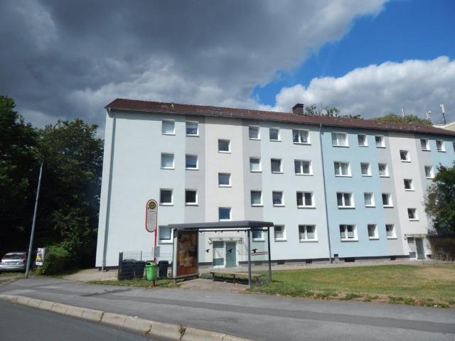 Großzügige 3 Zimmer Wohnung !