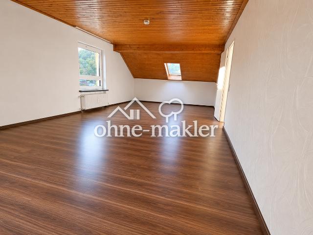Großzügige 3 Zimmer Wohnung