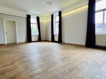Großzügige 3 Zimmer Altbauwohnung Grünblick Stellplatz & Keller Nähe Bahnhof Neulengbach
