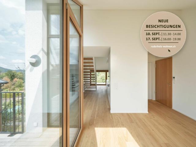 Grosszügige 3½ Zimmer Dachwohnung mit Galerie und Balkon