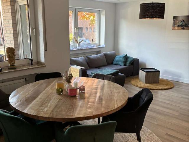 Großzügige 3 Zimmer EG Wohnung mit Balkon und Garten in Inden – Haustiere willkommen!