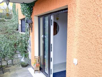Großzügige 3 Zimmer Einliegerwohnung in Retzbach | Reinhart Immobilien Marketing