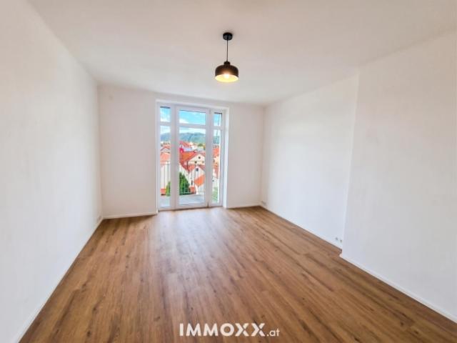 Großzügige 3 Zimmer Familienwohnung mit zwei Balkonen, Schlossbergblick & Plabutschblick