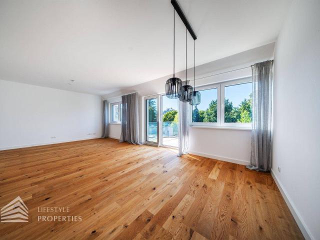 Großzügige 3 Zimmer Neubauwohnung mit Terrasse und Loggia