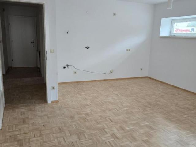 Großzügige 3 Zimmerwohnung am Hauptplatz Top 2